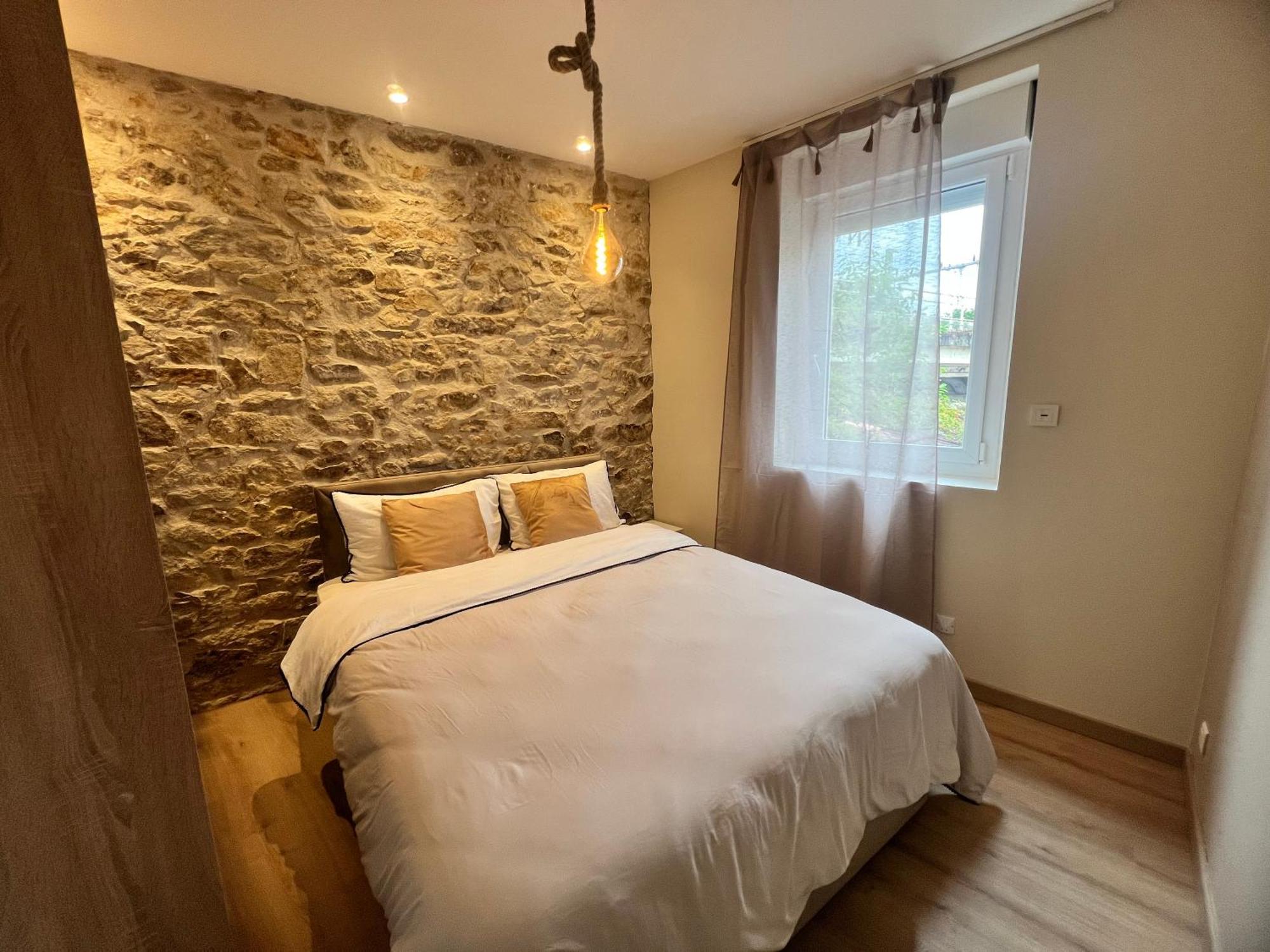 Les Pierres Dorees - Moderne & Confort La Roche-sur-Yon Extérieur photo